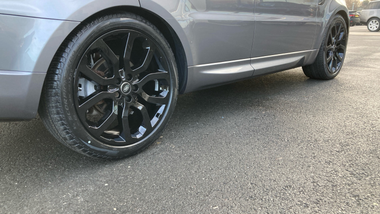 Land Rover Range Rover Sport 3.0 SDV6 HSE Dynamic 5dr Auto Diesel Estate